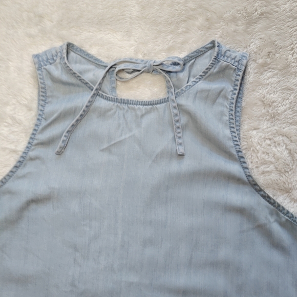 Gap Medium Cotton-Like Light Blue Sleeveless Tank Top Tie Up Relaxed Fit Blouse - Picture 3 of 7
